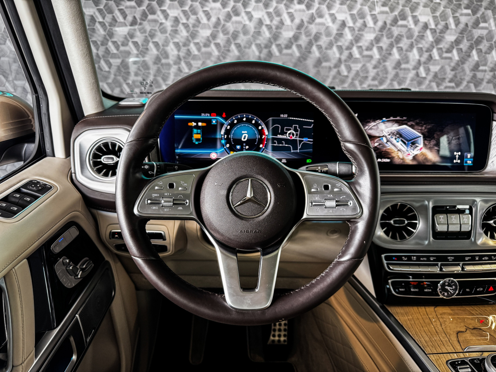 Mercedes-Benz G - 2020