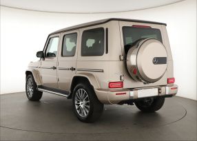 Mercedes-Benz G - 2020