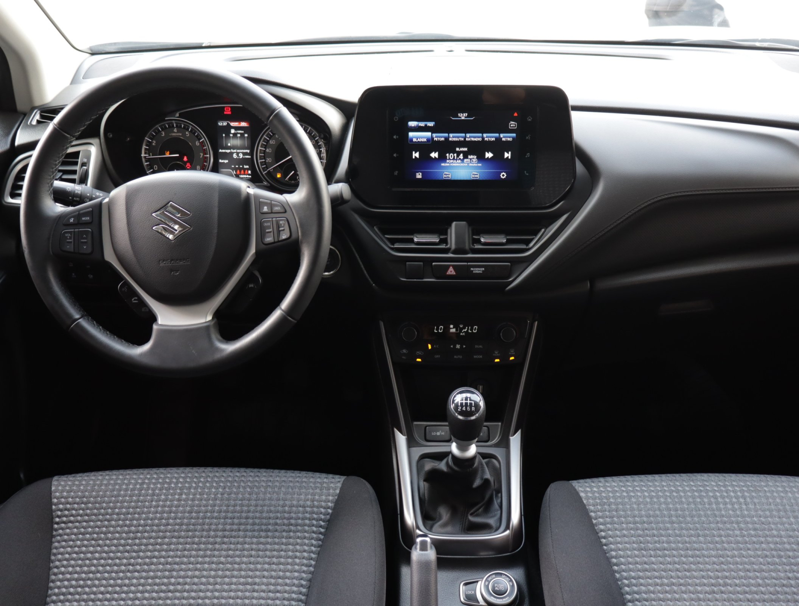 Suzuki SX4 S-Cross - 2024