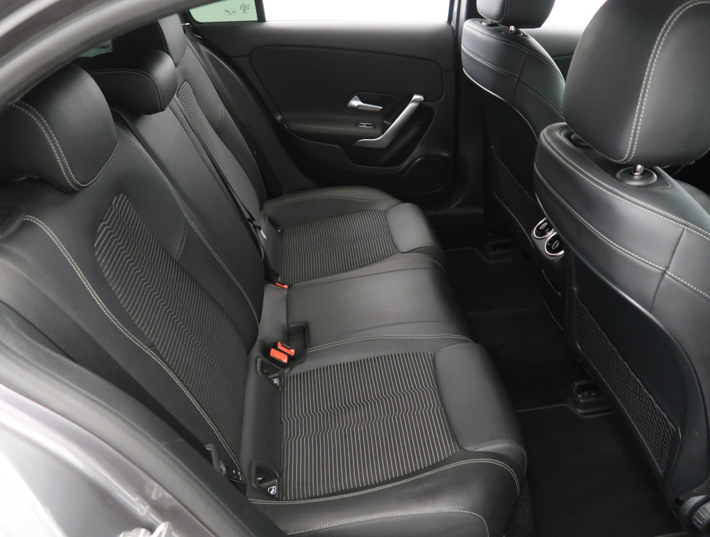 Mercedes-Benz A