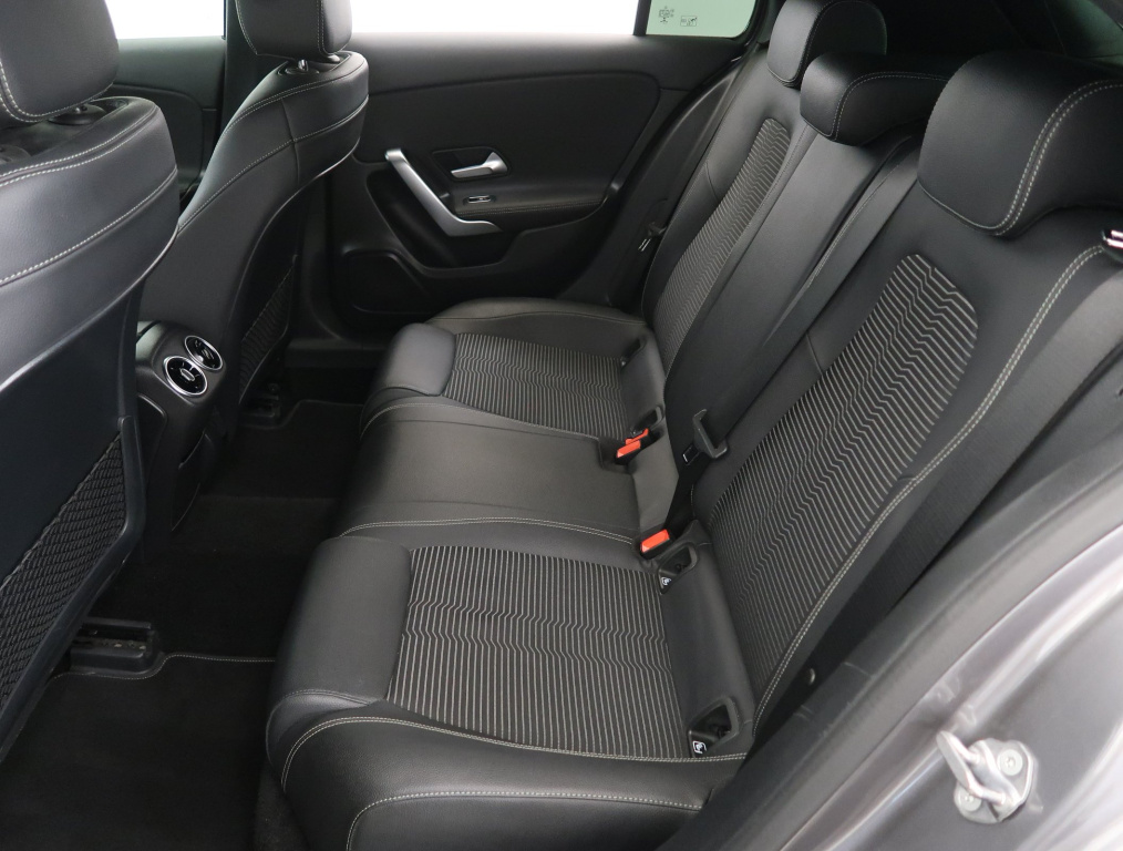 Mercedes-Benz A