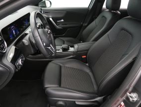 Mercedes-Benz A - 2019
