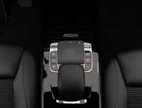 Mercedes-Benz A - 2019