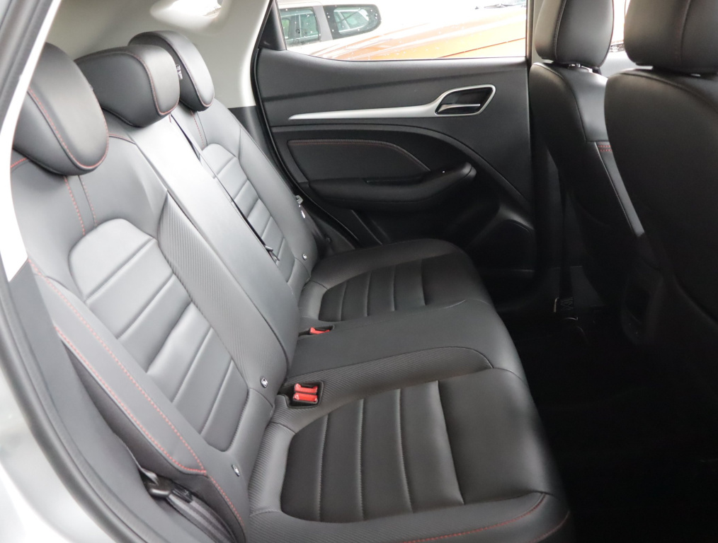 MG ZS SUV