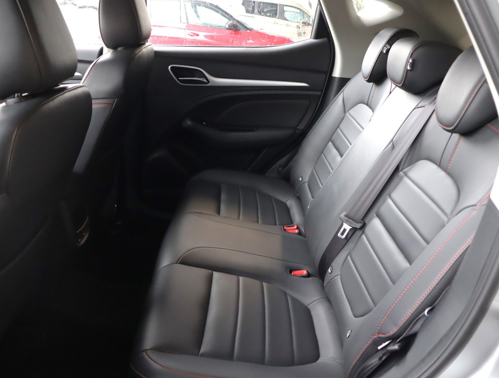 MG ZS SUV