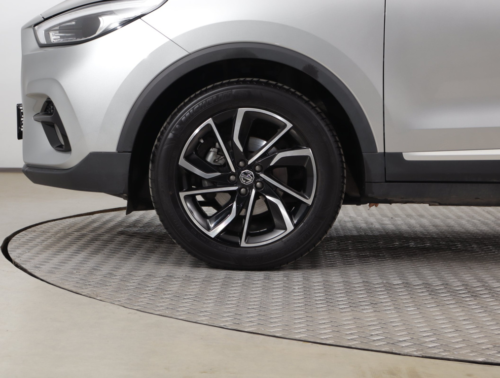 MG ZS SUV