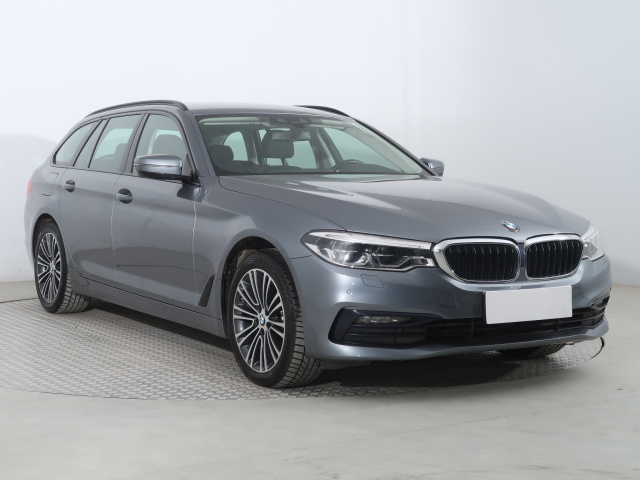 BMW 5 2019