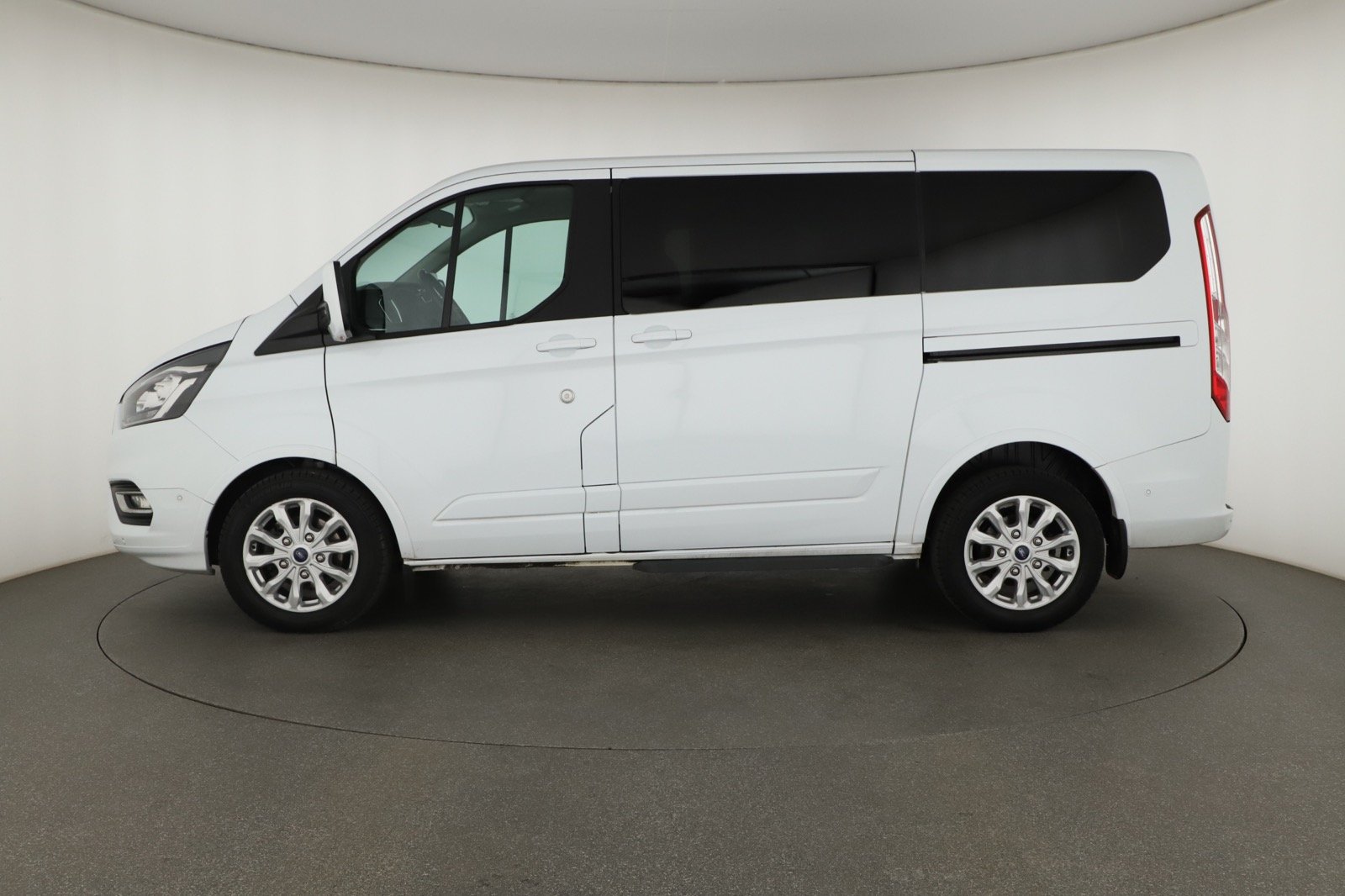 Ford Tourneo Custom - 2022