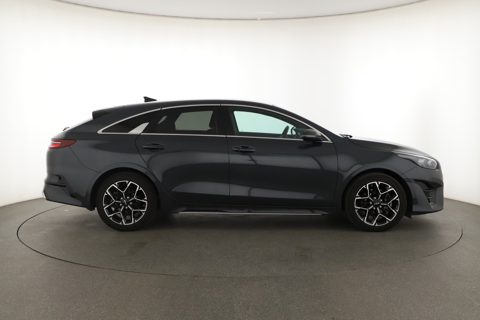 Kia ProCeed - 2024