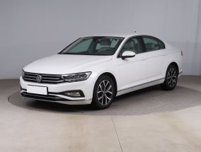 Volkswagen Passat - 2021