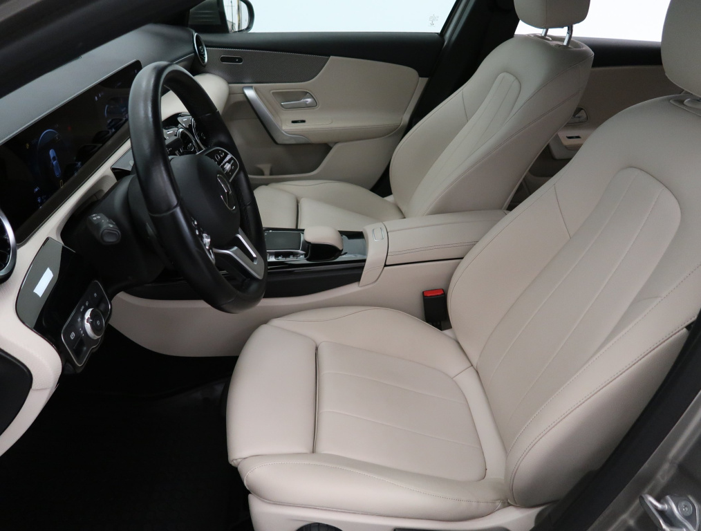 Mercedes-Benz A