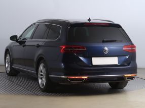 Volkswagen Passat - 2015
