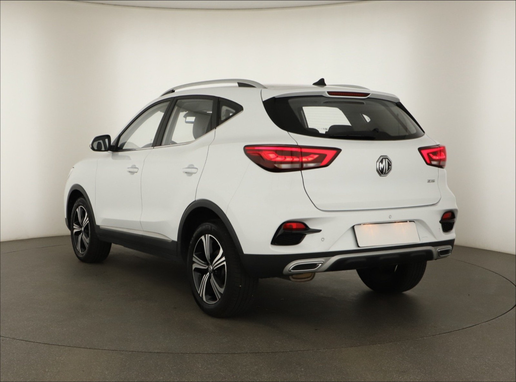 MG ZS SUV
