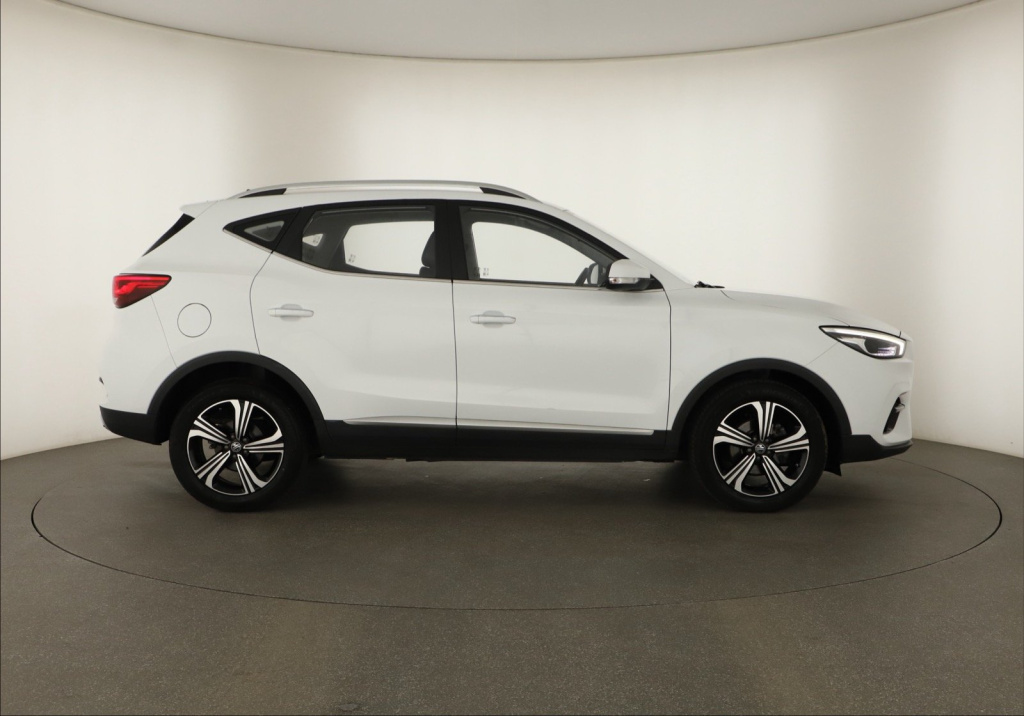 MG ZS SUV
