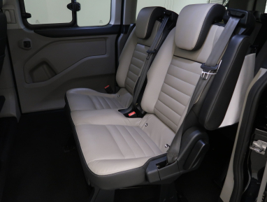 Ford Tourneo Custom - 2019