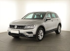 Volkswagen Tiguan - 2016