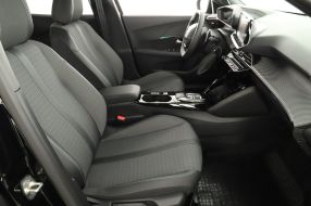 Peugeot 2008 - 2023