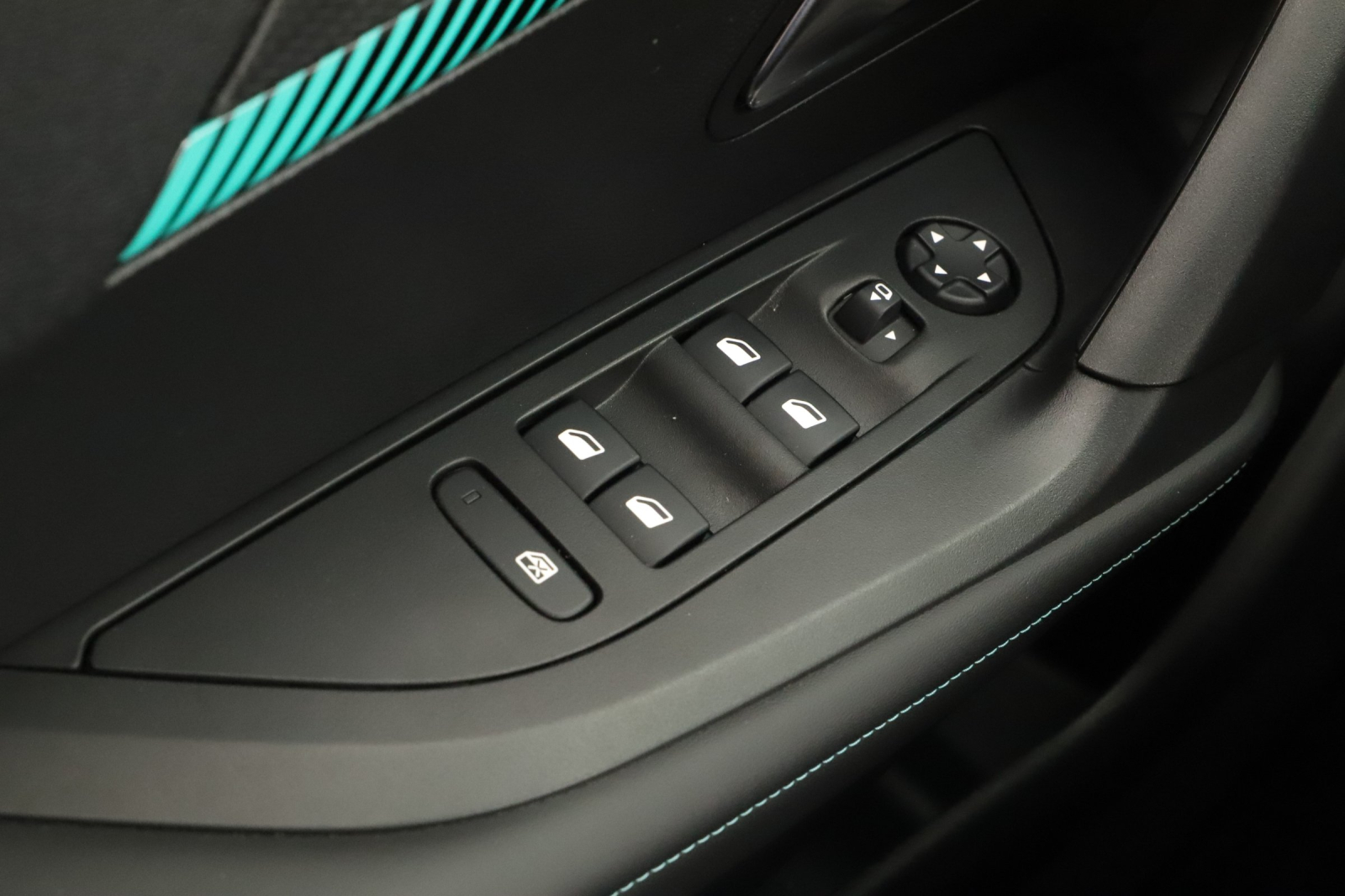 Peugeot 2008 - 2023