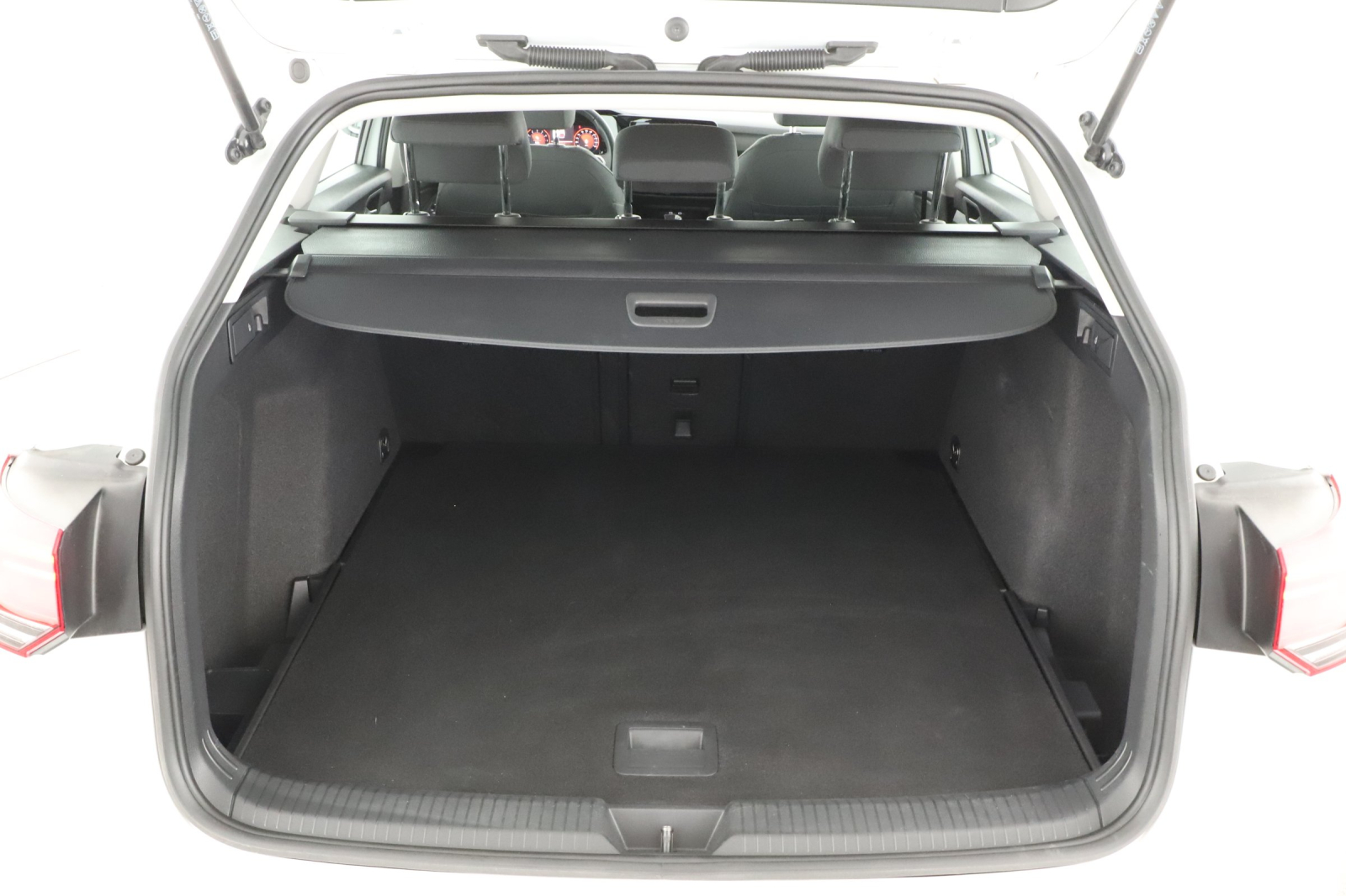 Volkswagen Golf - 2022