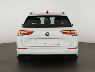 Volkswagen Golf - 2022
