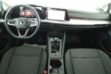 Volkswagen Golf - 2022