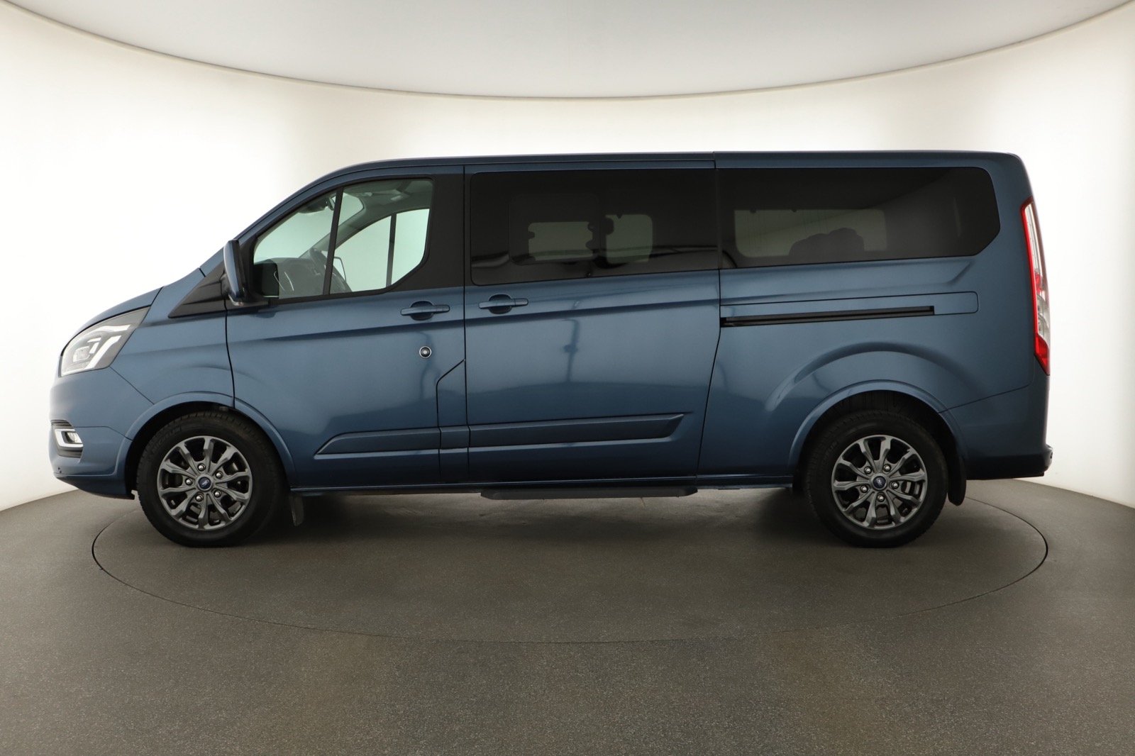 Ford Tourneo Custom - 2022