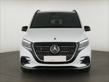 Mercedes-Benz V - 2025