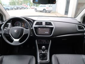 Suzuki SX4 S-Cross - 2020