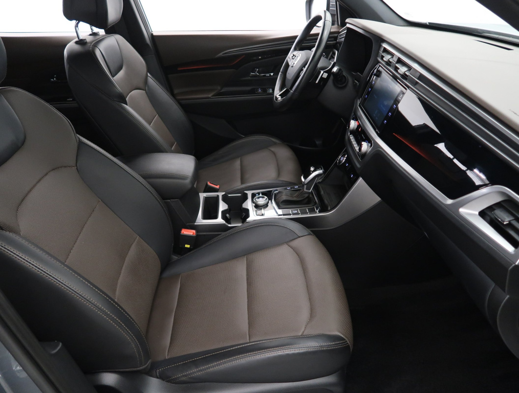 Ssang Yong Korando