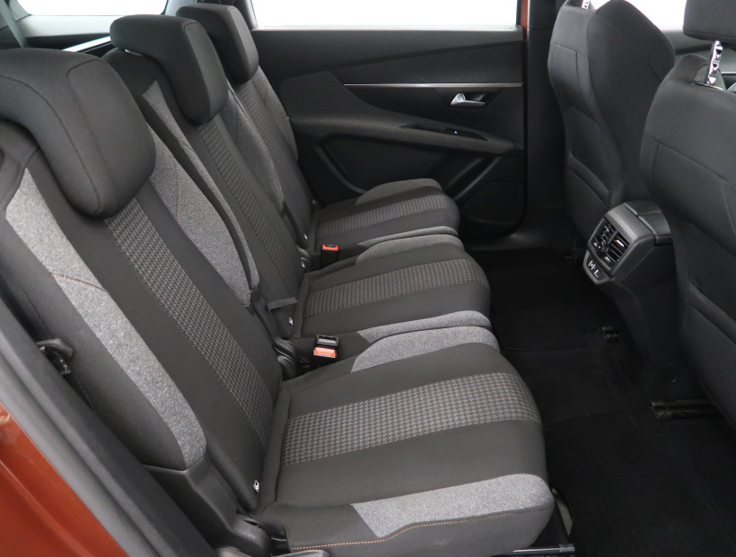 Peugeot 5008, 2021