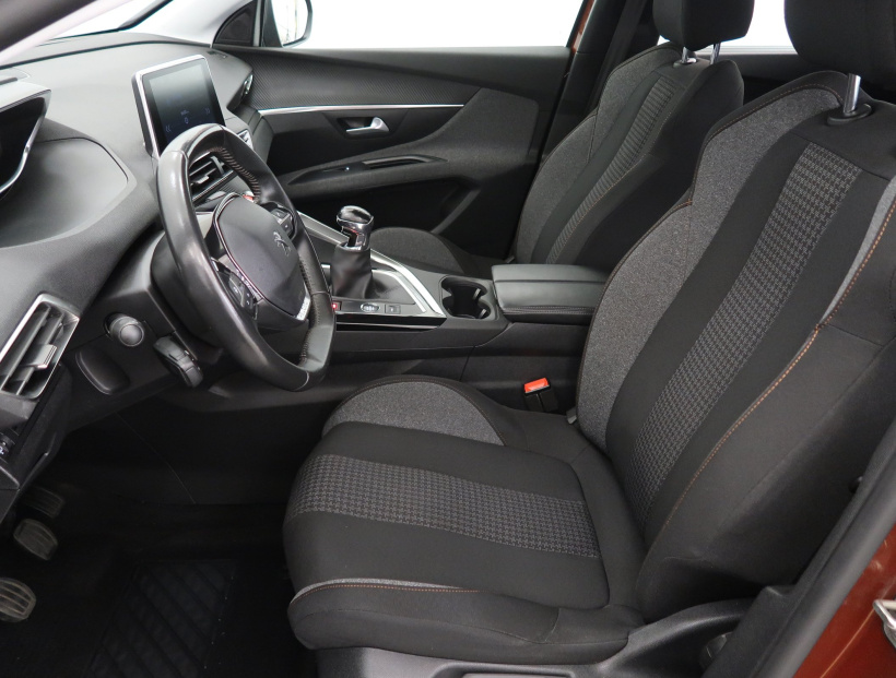 Peugeot 5008, 2021