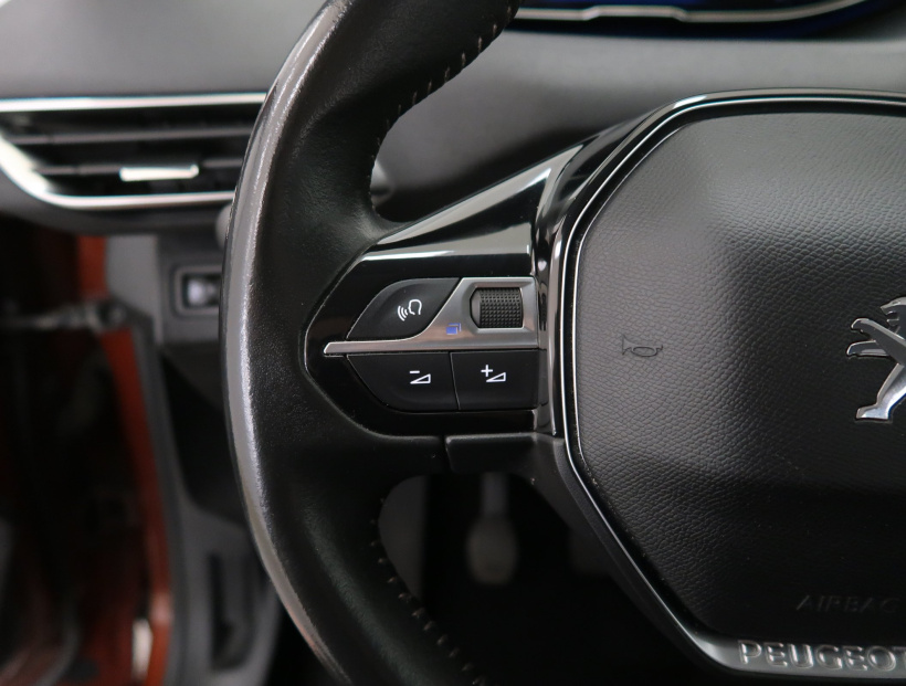 Peugeot 5008, 2021
