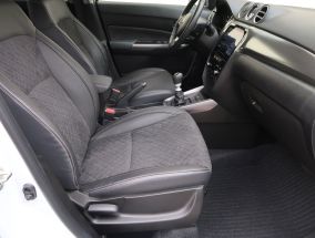 Suzuki Vitara - 2024