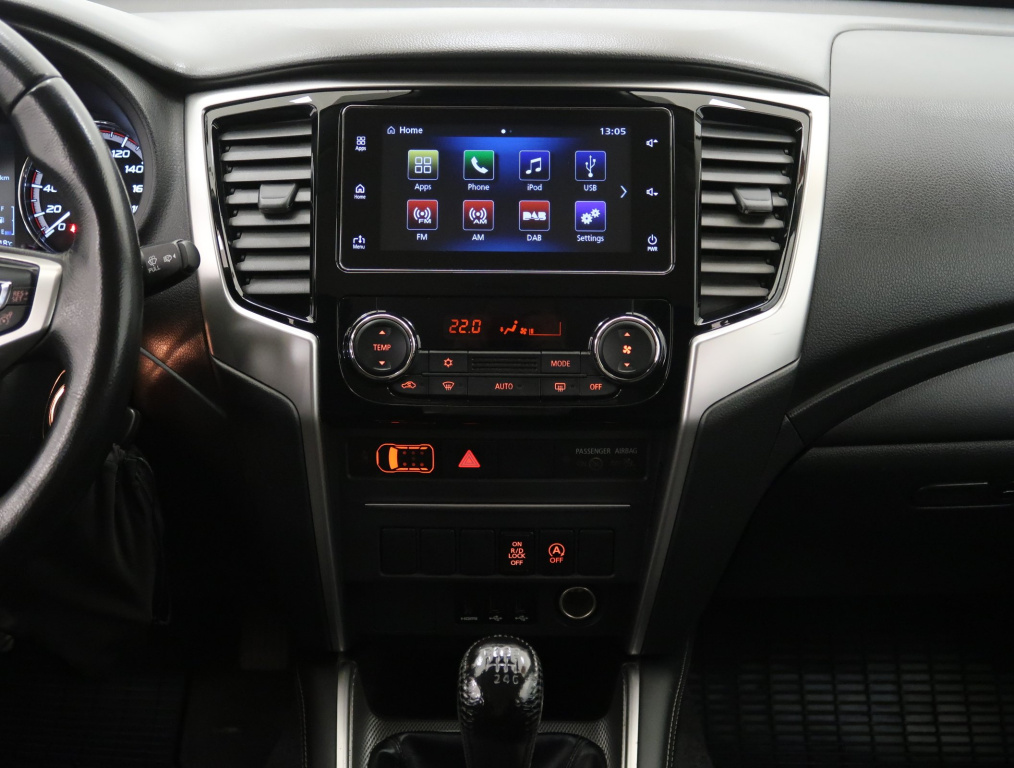 Mitsubishi L200