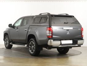 Mitsubishi L200 - 2021