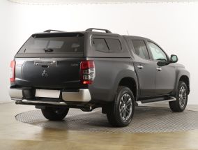 Mitsubishi L200 - 2021