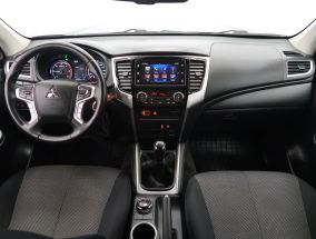 Mitsubishi L200 - 2021
