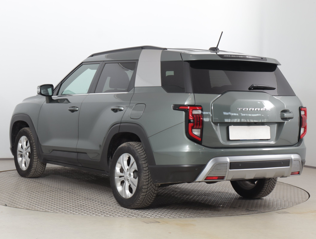 Ssang Yong Torres
