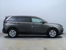 Peugeot 5008 - 2019