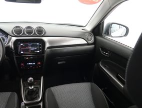 Suzuki Vitara - 2024