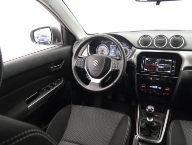 Suzuki Vitara - 2024