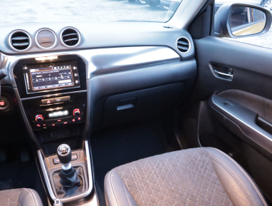 Suzuki Vitara - 2023