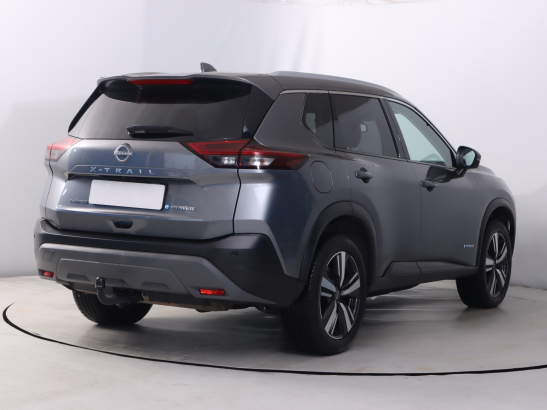 Nissan X-Trail 1.5 VC-T e-4orce