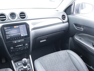 Suzuki Vitara - 2024