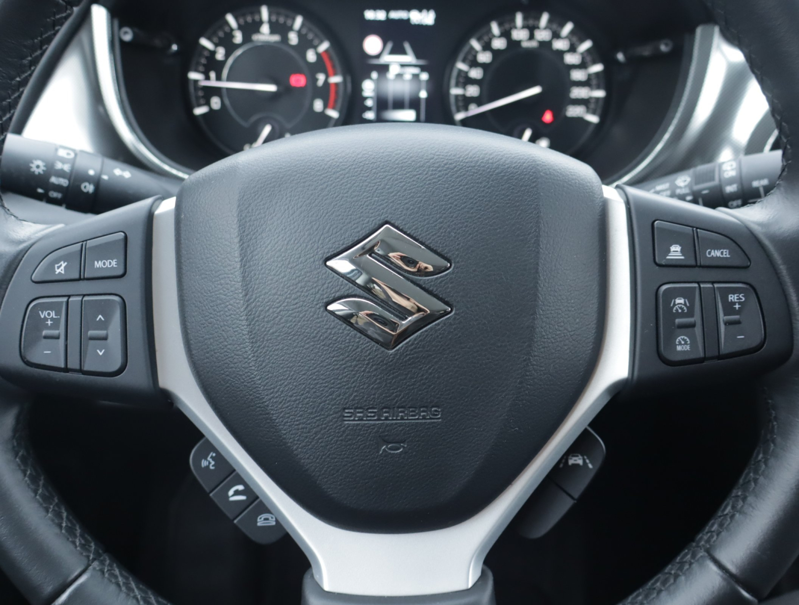 Suzuki Vitara - 2024