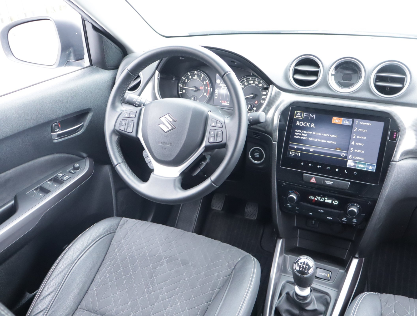 Suzuki Vitara - 2024