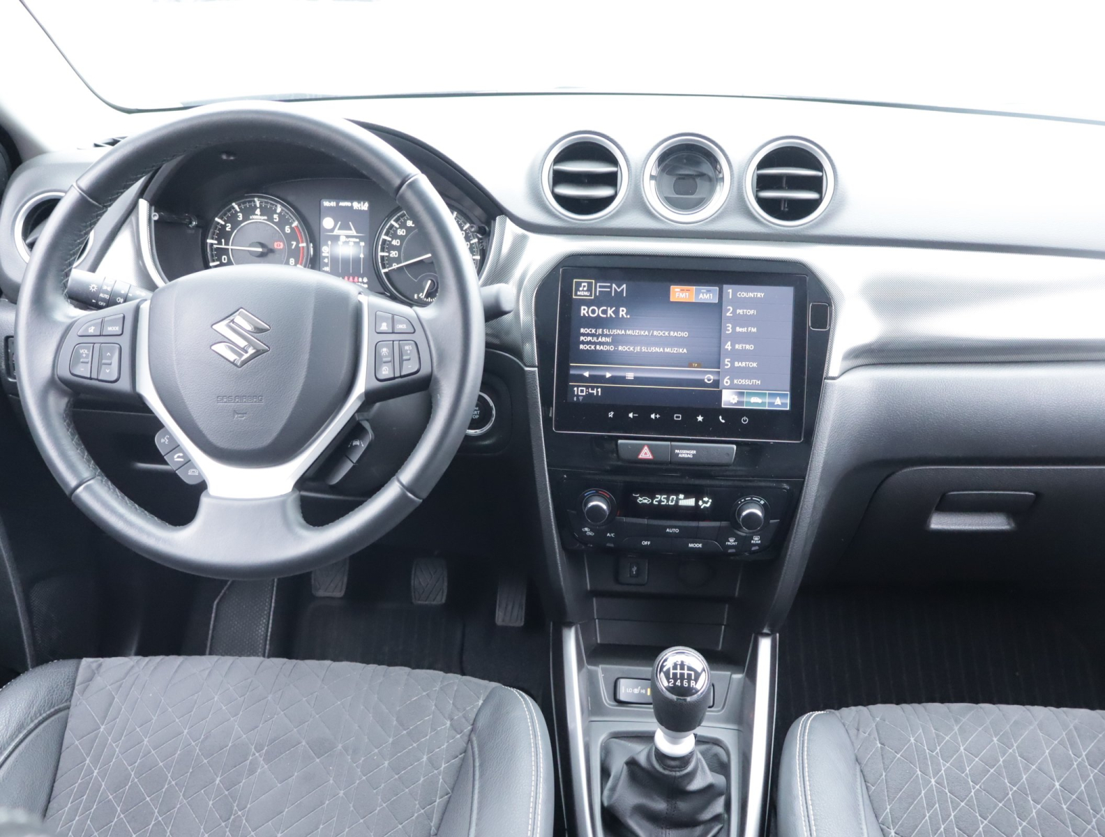 Suzuki Vitara - 2024