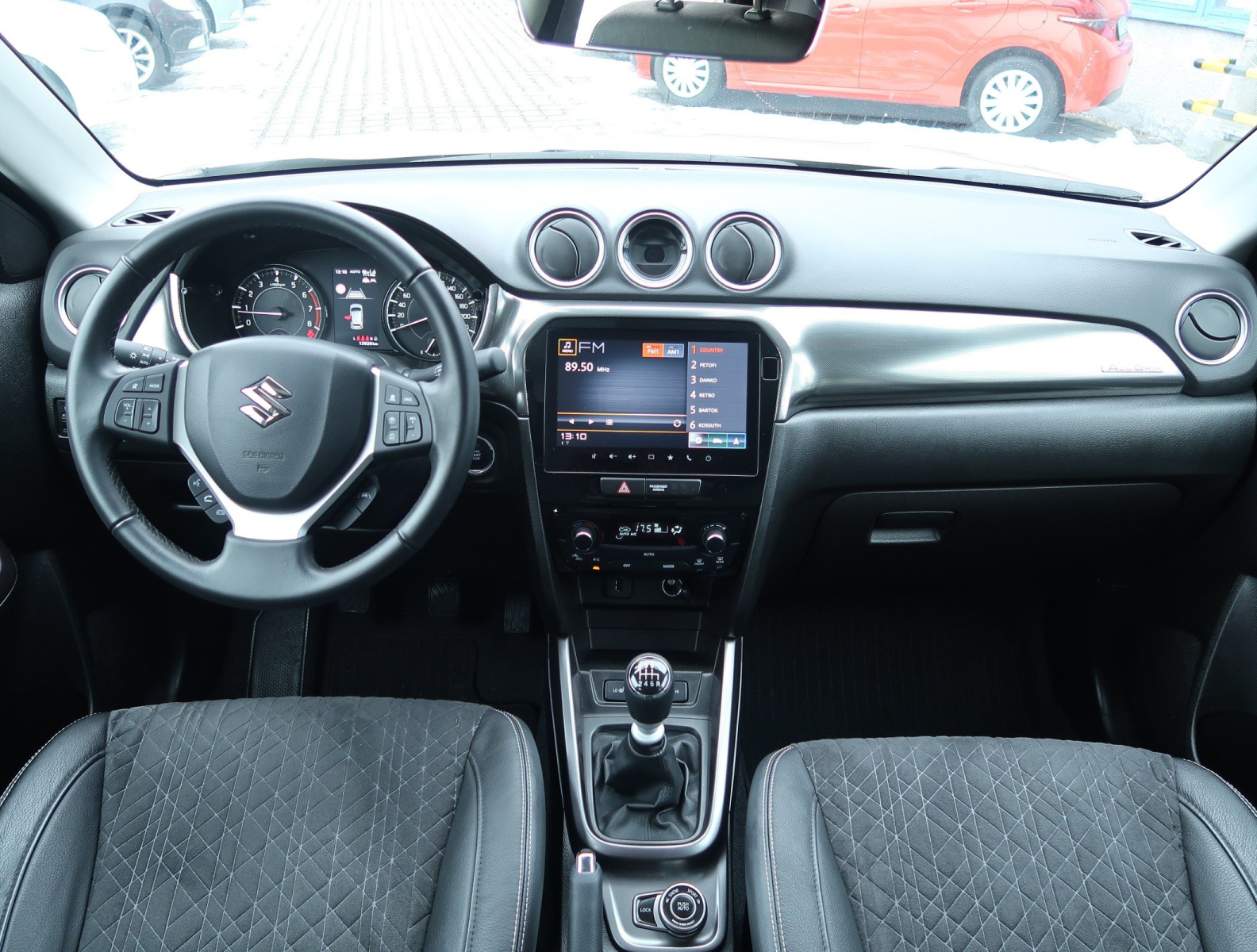 Suzuki Vitara - 2024