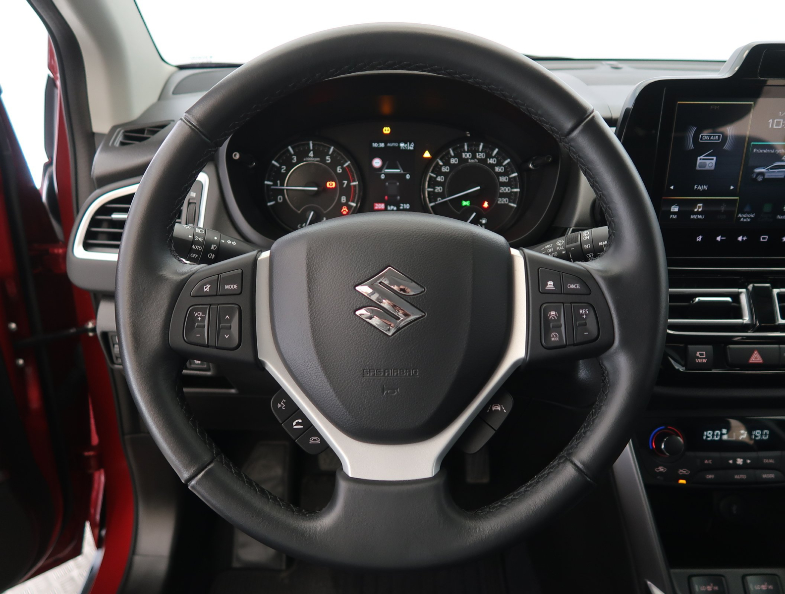 Suzuki SX4 S-Cross - 2024