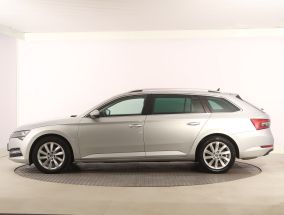 Skoda Superb - 2021